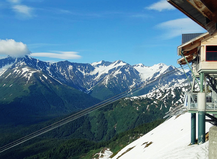 ../Images/HUANG,MEI-HUI.Alaska.Seven Glaciers (38).jpg